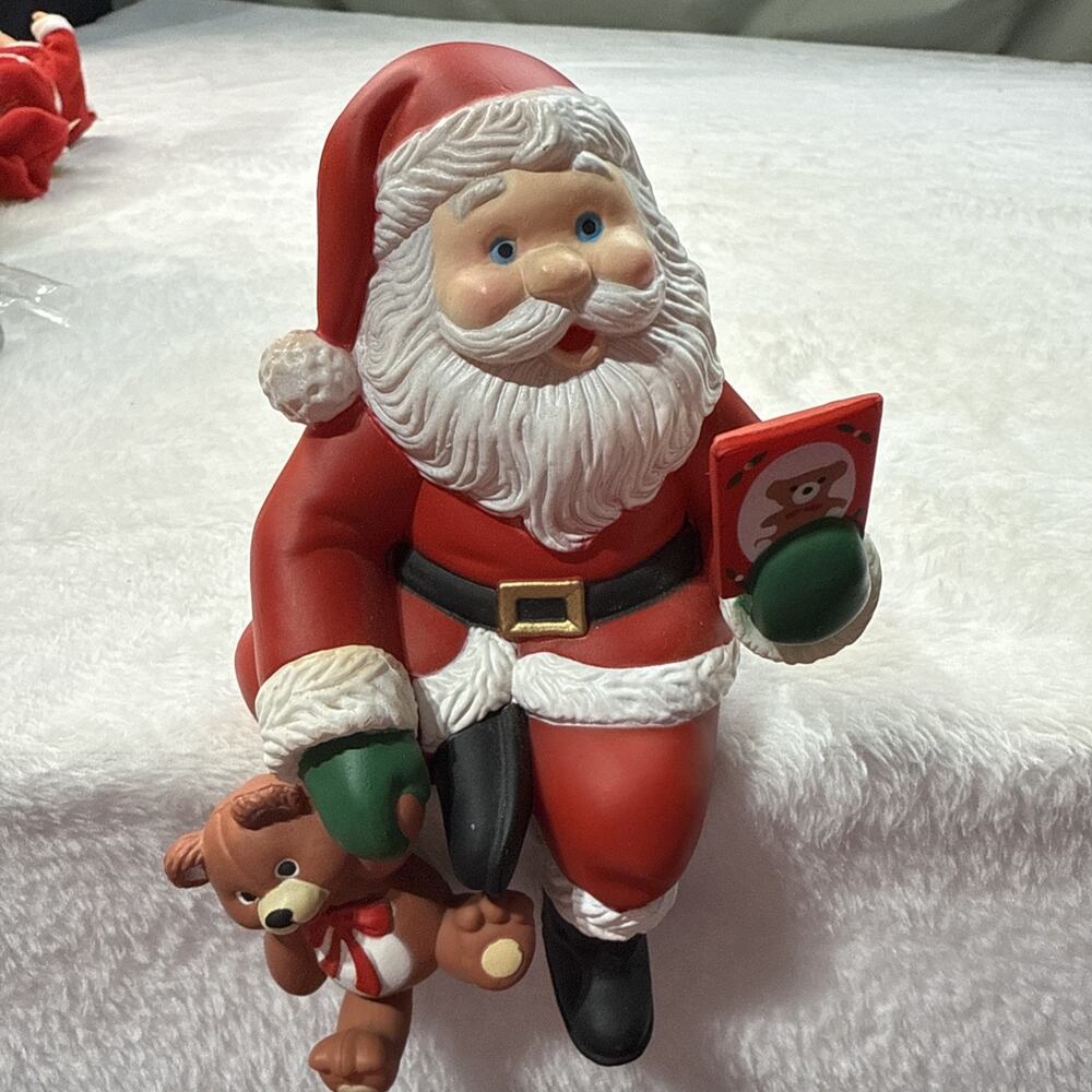 Vtg SANTA Plastic Christmas STOCKING HOLDER Mantel Hanger Hook Shelf Sitter